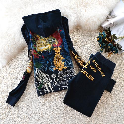 b2b批發平臺,坐立在擁有亞洲最大的商品批發市場《義烏國際商貿城》旁